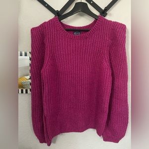 Scoop maroon pink sweater